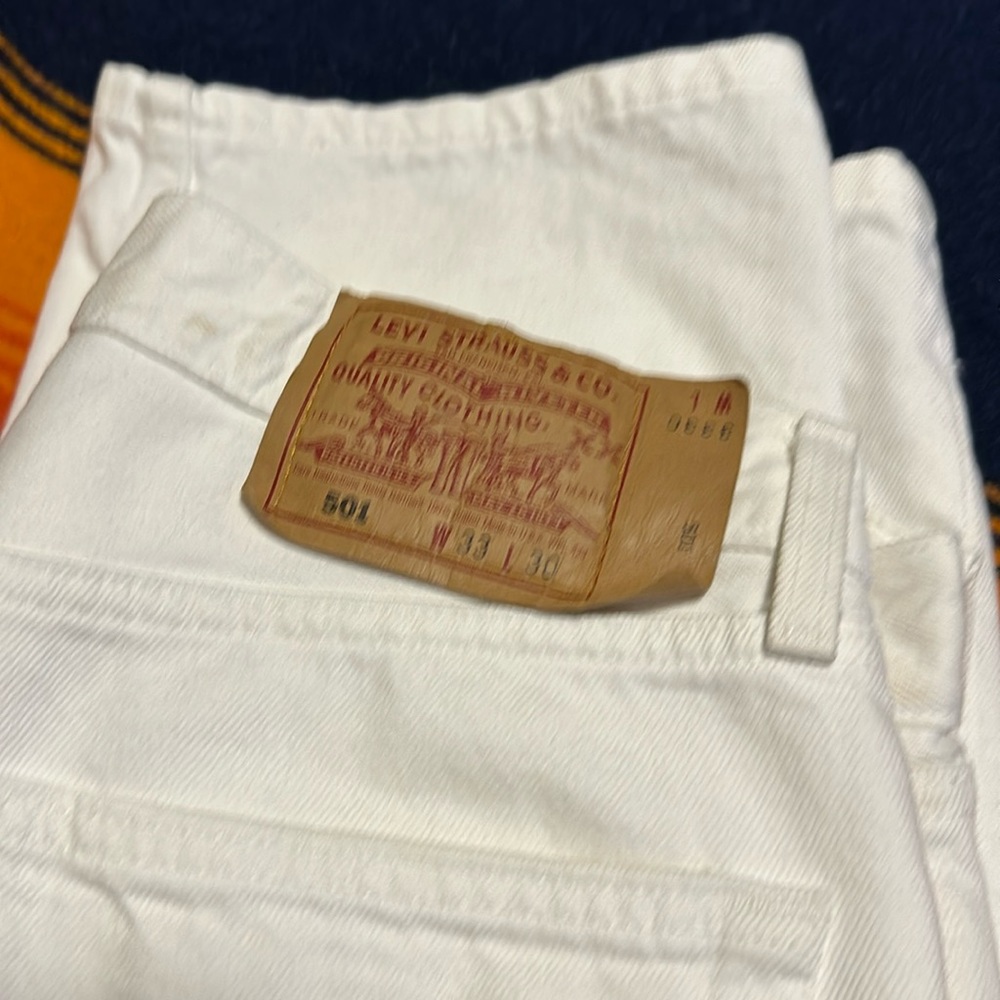 American-made Levi's 501 button fly SZ 33X30